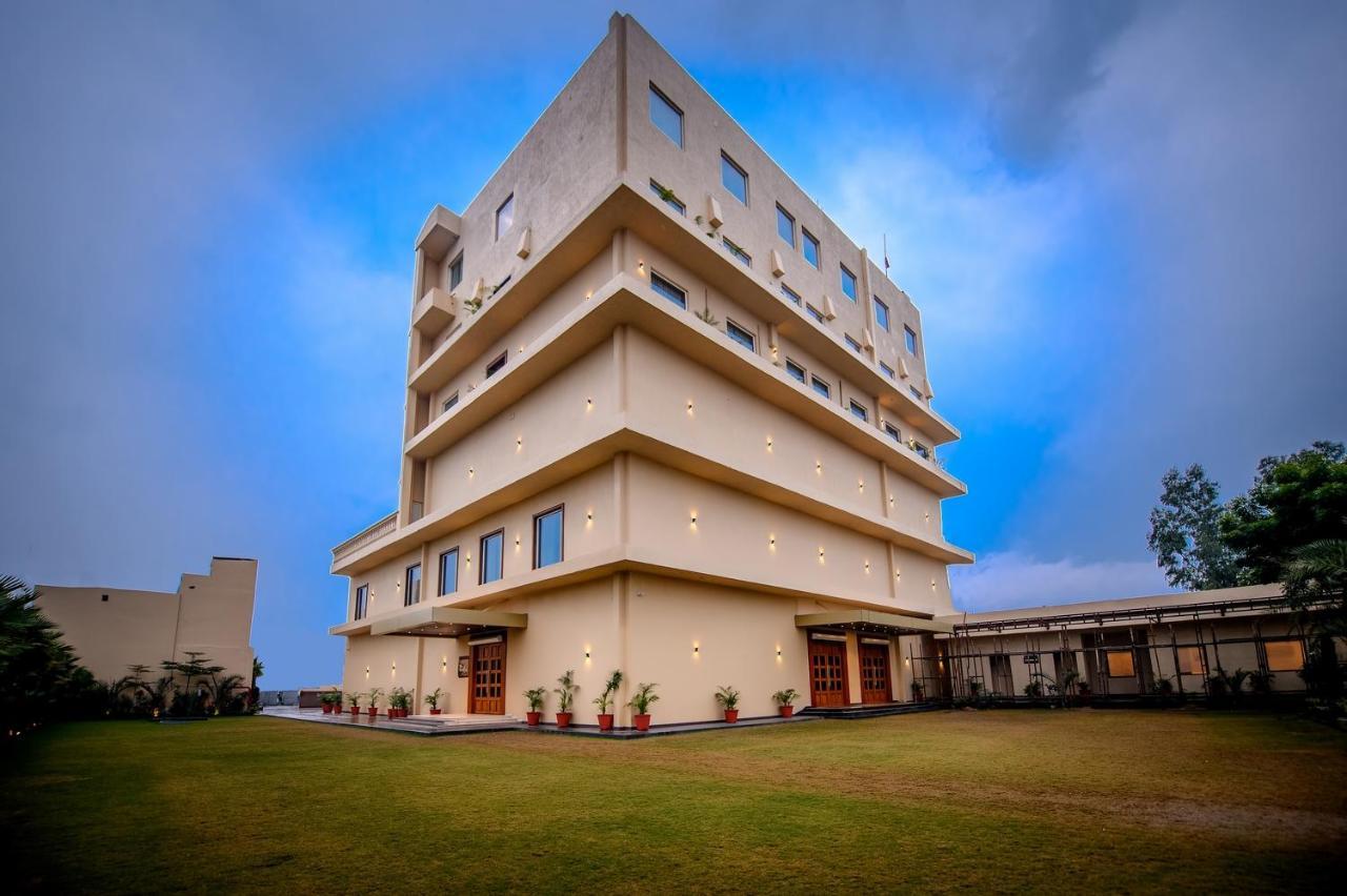 Best Western Kapurthala Town מראה חיצוני תמונה