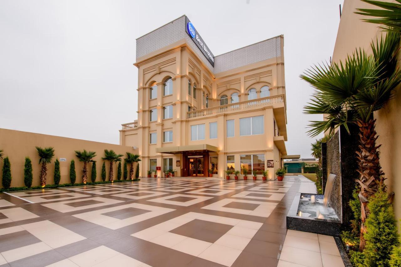 Best Western Kapurthala Town מראה חיצוני תמונה